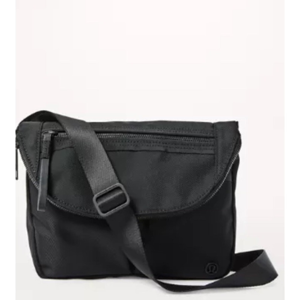 Lululemon Festival Bag 5L Black Shoulder Bag/crossbody